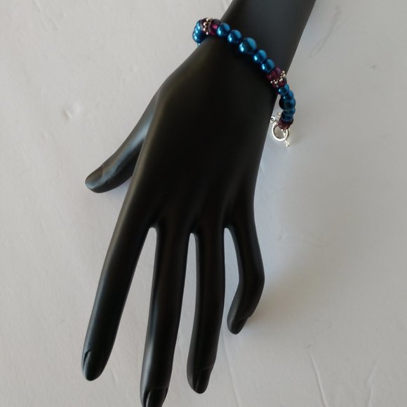 Blue Faux Pearls Bracelet with Purple Beads Handmade Beaded 7.5 Inches - Picture 10 of 16